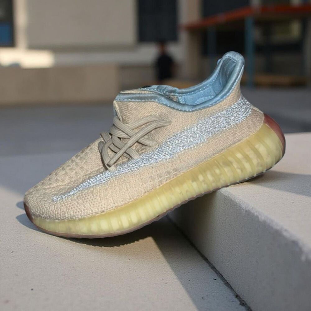 Youth Adidas Yeezy Boost 350 V2 Linen Sneakers Size 1 Little Kids
